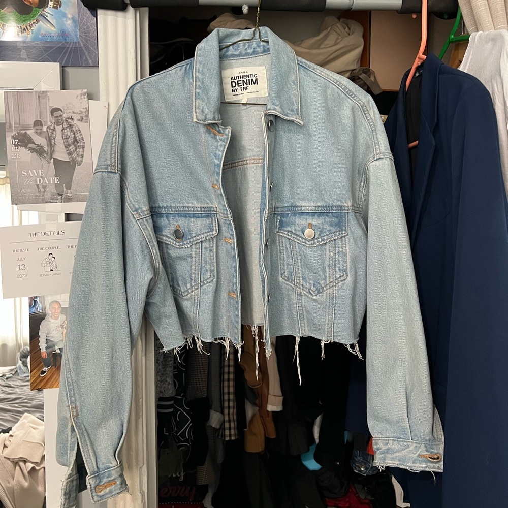Zara Cropped Denim Jacket M